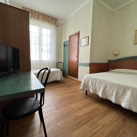 Hotel Villa Primavera Пиза Экстерьер фото